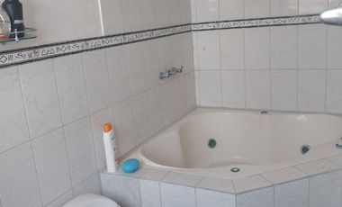 VENTA CASA DE PLAYA PUNTA NEGRA 3 PISOS 450M2 290MIL