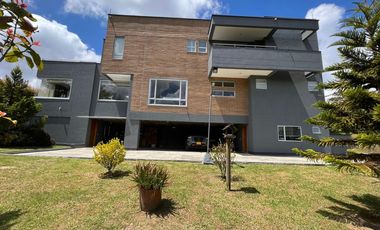 vendo casa en el alto de las palmas cerca al mall indiana envigado, antioquia