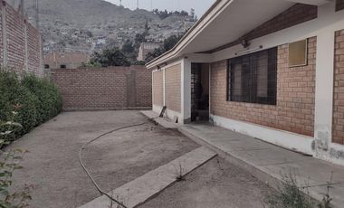 VENTA CASA SANTA EULALIA CONDOMINIO CERCA PLAZA PRINCIPAL 860 M2 185 MIL DOLARES