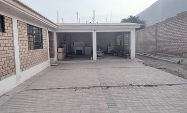 VENTA CASA SANTA EULALIA CONDOMINIO CERCA PLAZA PRINCIPAL 860 M2 185 MIL DOLARES