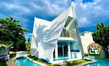 Quadro House for SALE/RENT at 2.5 MILLION PESOS inside EL Paradiso Resort, Tingko White Beach Alcoy Cebu