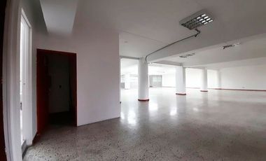 PR16987 Arriendo de local en La Candelaria