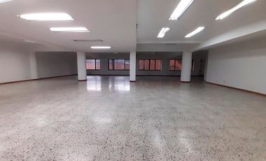 PR16987 Arriendo de local en La Candelaria