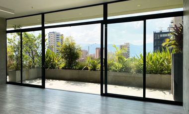 PR26018 Local en arriendo en el sector Las Lomas