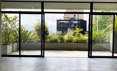 PR26018 Local en arriendo en el sector Las Lomas