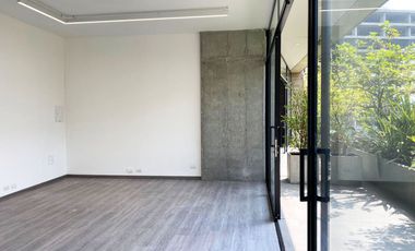 PR26018 Local en arriendo en el sector Las Lomas