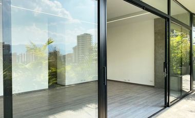 PR26018 Local en arriendo en el sector Las Lomas