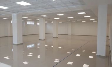 Edificio en Lomas Manuel Àvila Camacho