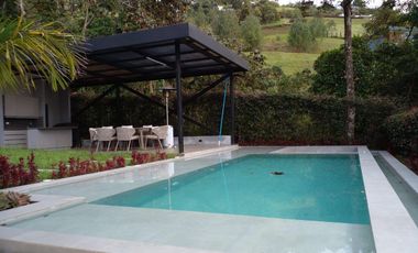 Casa en Arriendo Sector Alto de las Palmas - Envigado