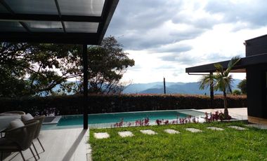 Casa en Arriendo Sector Alto de las Palmas - Envigado