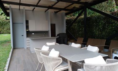 Casa en Arriendo Sector Alto de las Palmas - Envigado