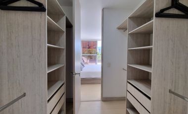 Arriendo de Apartamento Amoblado y remodelado en Lalinde
