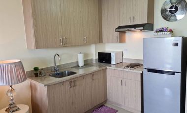 TWIN LAKES VINEYARD RESIDENCES - 1BR RUSH SALE
