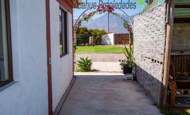 Centro de eventos 5.000 m2, a 25 minutos de La Serena. $340 millones