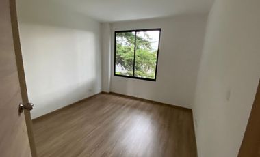 VENTADE  CASA POR ESTRENAR,  DEAN SECTOR GUTENBERG SCHULE  VALLE DE LOS CHILLOS