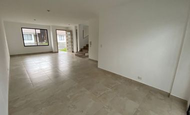 VENTADE  CASA POR ESTRENAR,  DEAN SECTOR GUTENBERG SCHULE  VALLE DE LOS CHILLOS