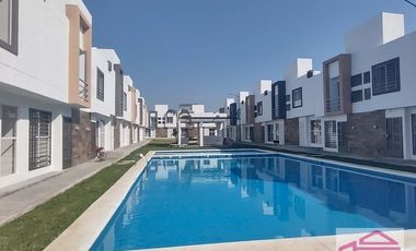 Casa Nueva en Venta con alberca en Emiliano Zapata, Morelos.