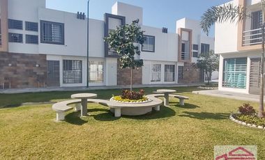 Casa Nueva en Venta con alberca en Emiliano Zapata, Morelos.