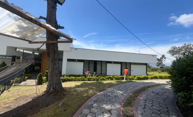 Mira - Carchi - De Venta Hermosa Finca Aguacatera con Casa Moderna de 500m2