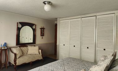 Casa en venta en Metepec en Xinantecatl en esquina a lado del parque