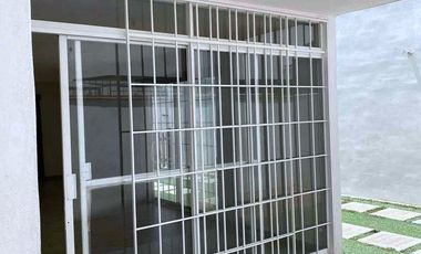 CASA EN VENTA EN RESIDENCIAL EL DORADO, SALIA A SILAO, PUERTO INTERIOR,FRACC. PRIVADO, EN LEÓN GTO