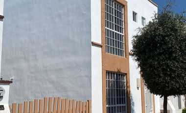 CASA EN VENTA EN RESIDENCIAL EL DORADO, SALIA A SILAO, PUERTO INTERIOR,FRACC. PRIVADO, EN LEÓN GTO