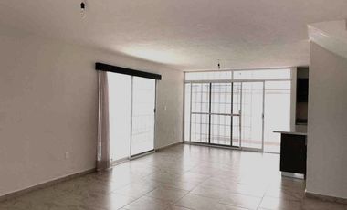 CASA EN VENTA EN RESIDENCIAL EL DORADO, SALIA A SILAO, PUERTO INTERIOR,FRACC. PRIVADO, EN LEÓN GTO