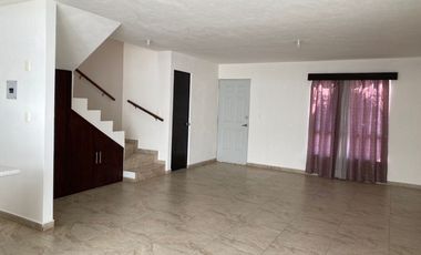 CASA EN VENTA EN RESIDENCIAL EL DORADO, SALIA A SILAO, PUERTO INTERIOR,FRACC. PRIVADO, EN LEÓN GTO