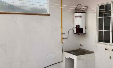 CASA EN VENTA EN RESIDENCIAL EL DORADO, SALIA A SILAO, PUERTO INTERIOR,FRACC. PRIVADO, EN LEÓN GTO