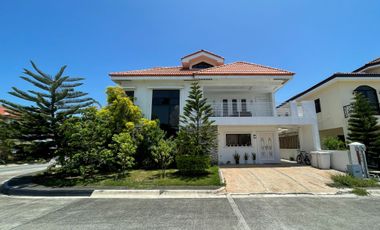 Good Deal for Spacious Modern House for sale in Versailles Subdivision, Las Pinas City!
