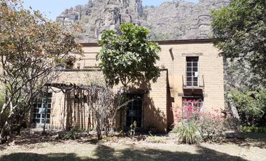 Casa en venta en Amatlán de  Quetzalcóatl, Tepoztlán Morelos