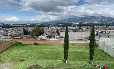 VENTA TERRENOS EN CAYAMBE