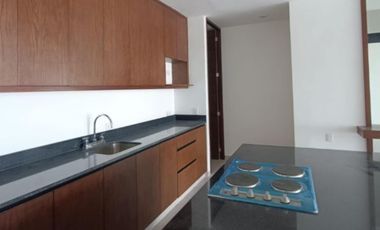 Residencia con jardín, alberca, cochera para 2 autos, en venta, Xcanatun, Merida, Yucatan.