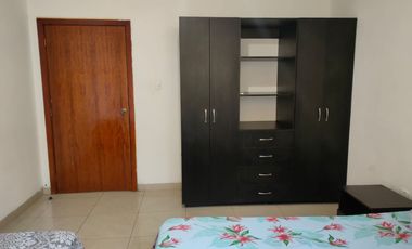 Suite amoblada de alquiler en Ciudadela Guayaquil, planta baja.
