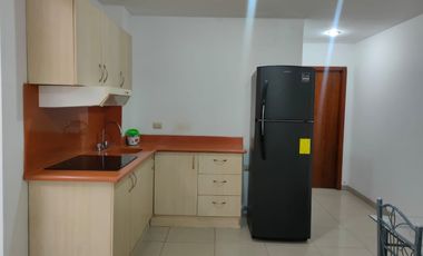 Suite amoblada de alquiler en Ciudadela Guayaquil, planta baja.