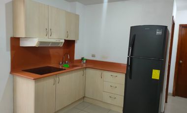 Suite amoblada de alquiler en Ciudadela Guayaquil, planta baja.