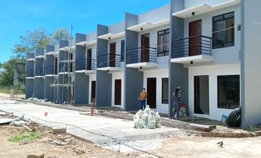 Preselling- 2 bedroom townhouse for sale in Villa Josefina Lapulapu City