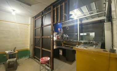 Se alquila edificio esquinero, Ayacucho y la 10ma