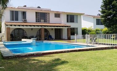 COMODA YFUNCIONAL CASA EN CLUB DE GOLF