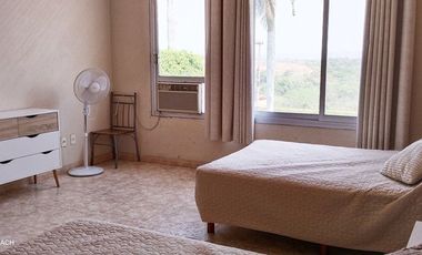 COMODA YFUNCIONAL CASA EN CLUB DE GOLF