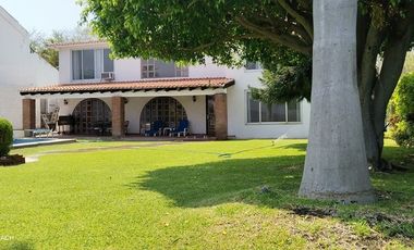 COMODA YFUNCIONAL CASA EN CLUB DE GOLF