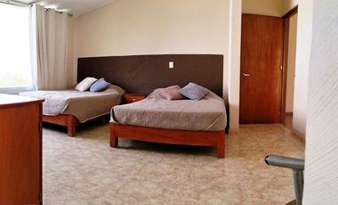 COMODA YFUNCIONAL CASA EN CLUB DE GOLF