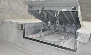 RENTA Nave Industrial Nueva en Santa Catarina