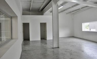 RENTA Nave Industrial Nueva en Santa Catarina