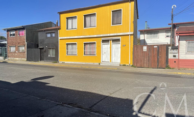 Casa en Barrio Comercial Cochrane Ideal Inversionista