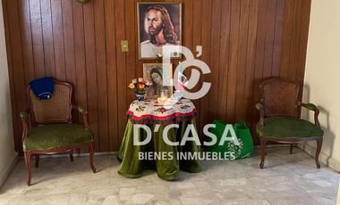 EXCELENTE CASA EN VENTA EN PROLONGACIÓN HIDALGO, ZONA COMERCIAL