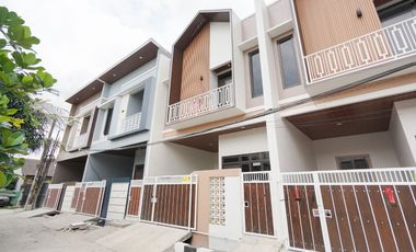 Rumah 3 Kamar SHM 6 Menit ke RS Taman Harapan Baru Hadap Timur J-38437