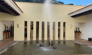 EN VENTA HERMOSA RESIDENCIA EN EL EXCLUSIVO FRACCIONAMIENTO 