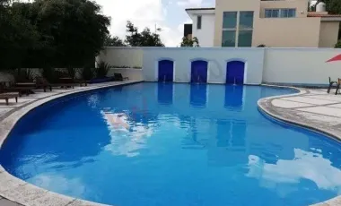 EN VENTA HERMOSA RESIDENCIA EN EL EXCLUSIVO FRACCIONAMIENTO 