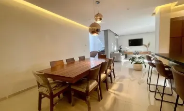 EN VENTA HERMOSA RESIDENCIA EN EL EXCLUSIVO FRACCIONAMIENTO 